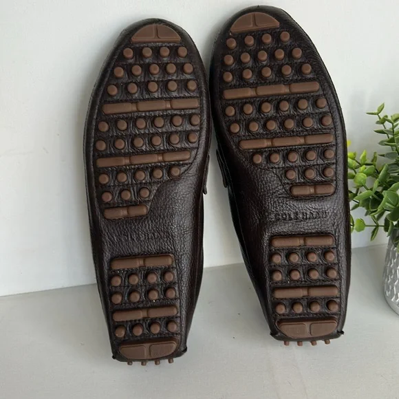 Cole Haan Provincetown Chocolate Brown
Pebbled Leather Drivers - Picture 7 of 17